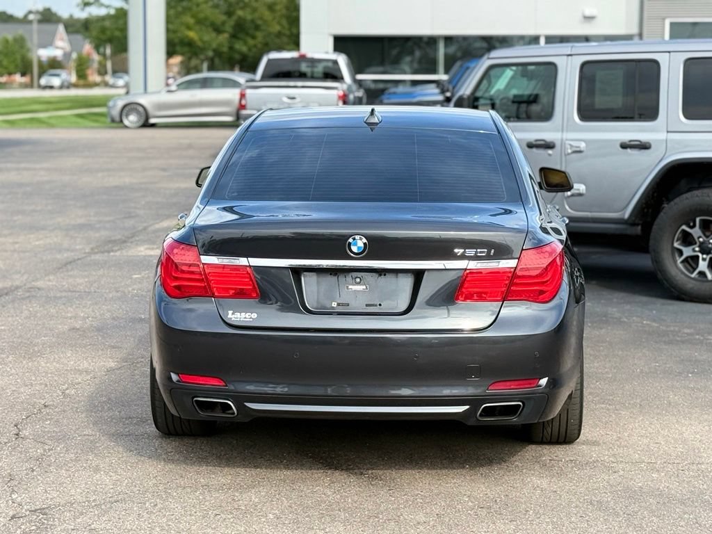 Used 2012 BMW 750i xDrive AWD/4WD image 35