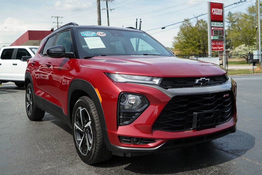 Used 2021 Chevrolet TrailBlazer RS w/ Technology Package image 38