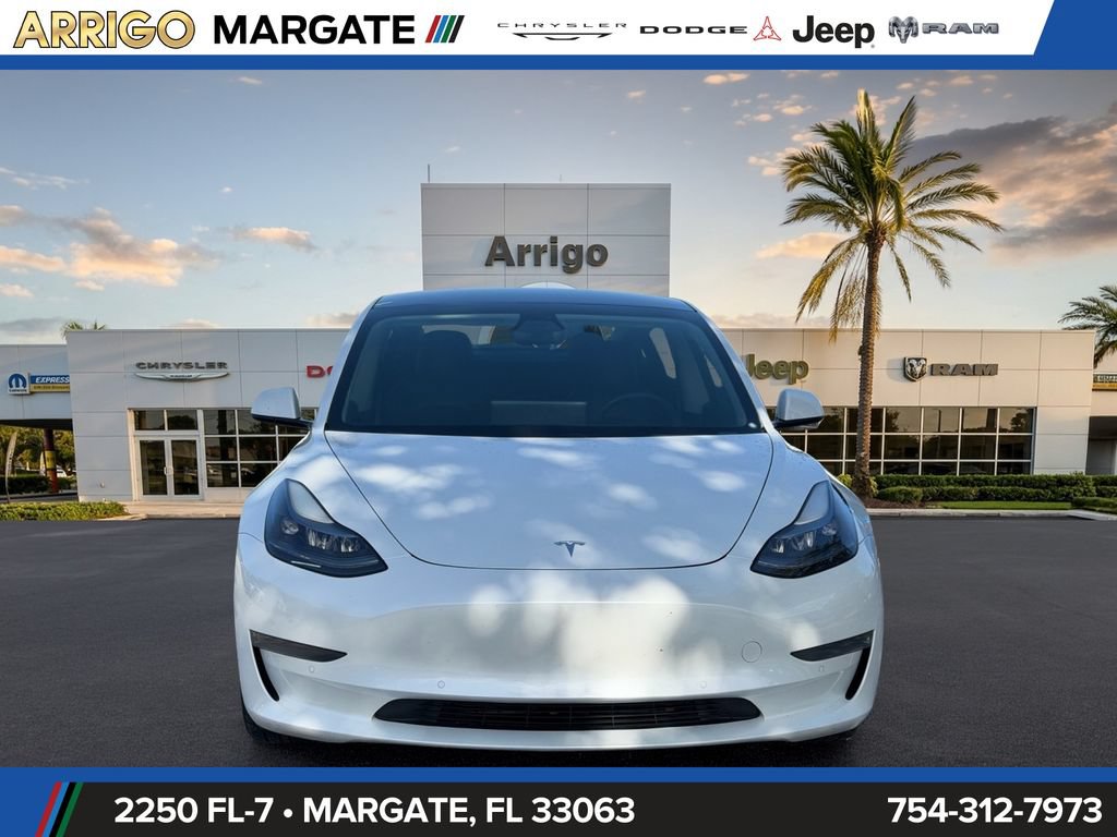Used 2021 Tesla Model 3 Standard Range Plus RWD image 2