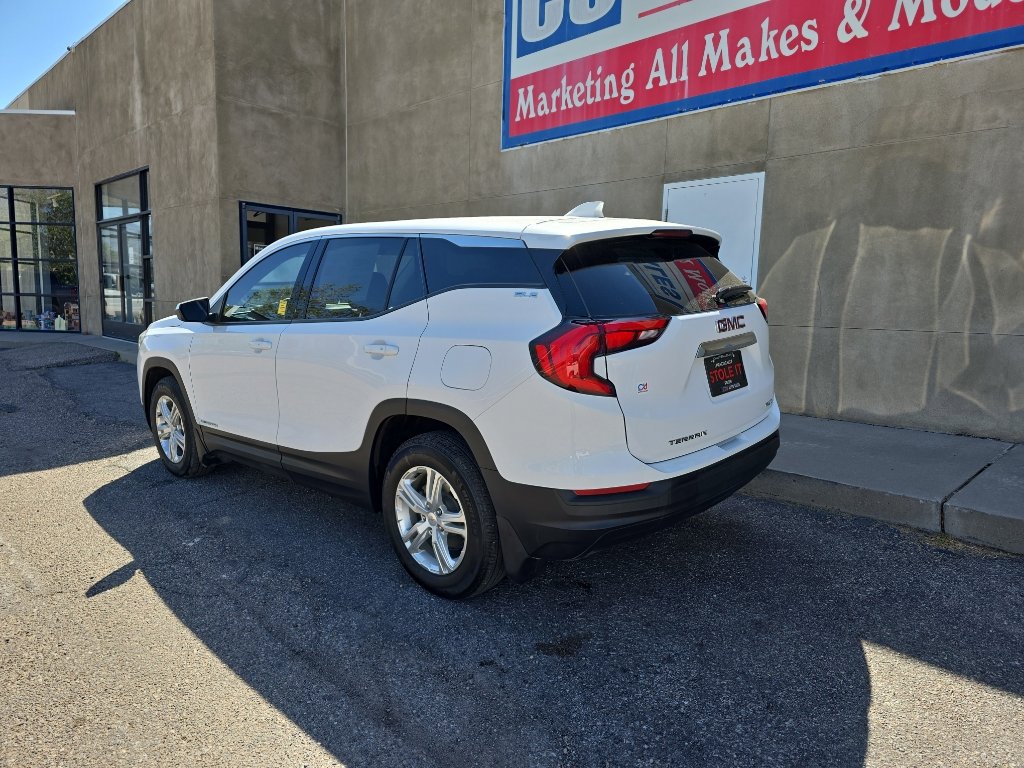 Used 2020 GMC Terrain SLE image 8