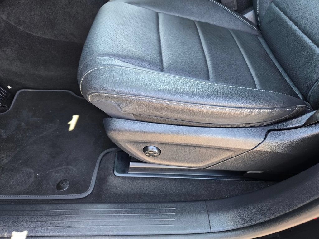 Used 2025 Mercedes-Benz GLE 350 4MATIC image 20