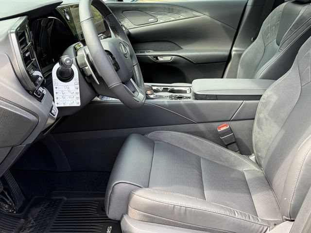 New 2026 Lexus RX 350 AWD image 18