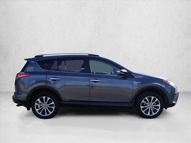 Used 2018 Toyota RAV4 Limited AWD/4WD image 4