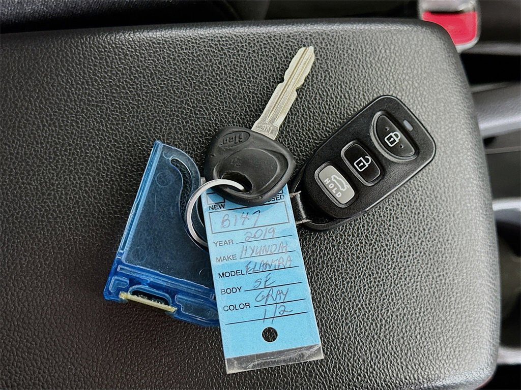 Used 2019 Hyundai Elantra SE w/ Cargo Package image 33