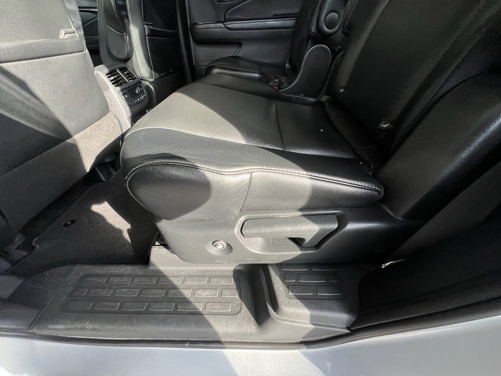 Used 2019 Honda Pilot Elite image 21