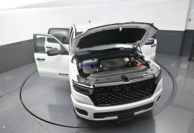 New 2026 RAM 1500 Express image 28