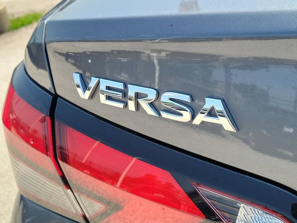 Used 2025 Nissan Versa SV FWD image 6