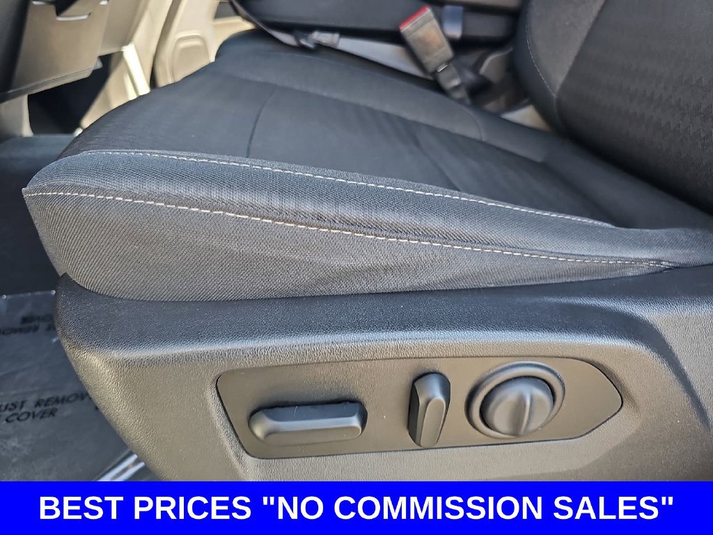 Used 2019 Chevrolet Silverado 1500 LT w/ All-Star Edition AWD/4WD image 28