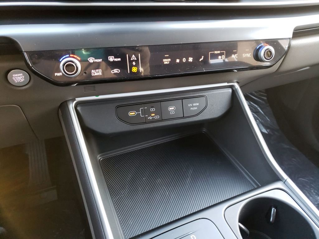 New 2026 Kia Carnival LXS image 23