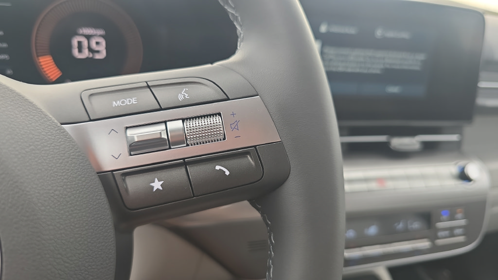 New 2027 Hyundai Kona SEL Sport FWD image 24