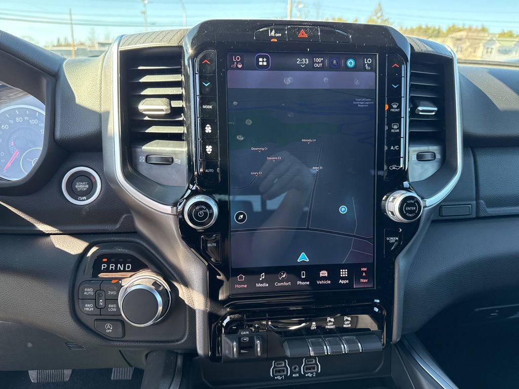 New 2026 RAM 1500 4x4 Crew Cab image 13