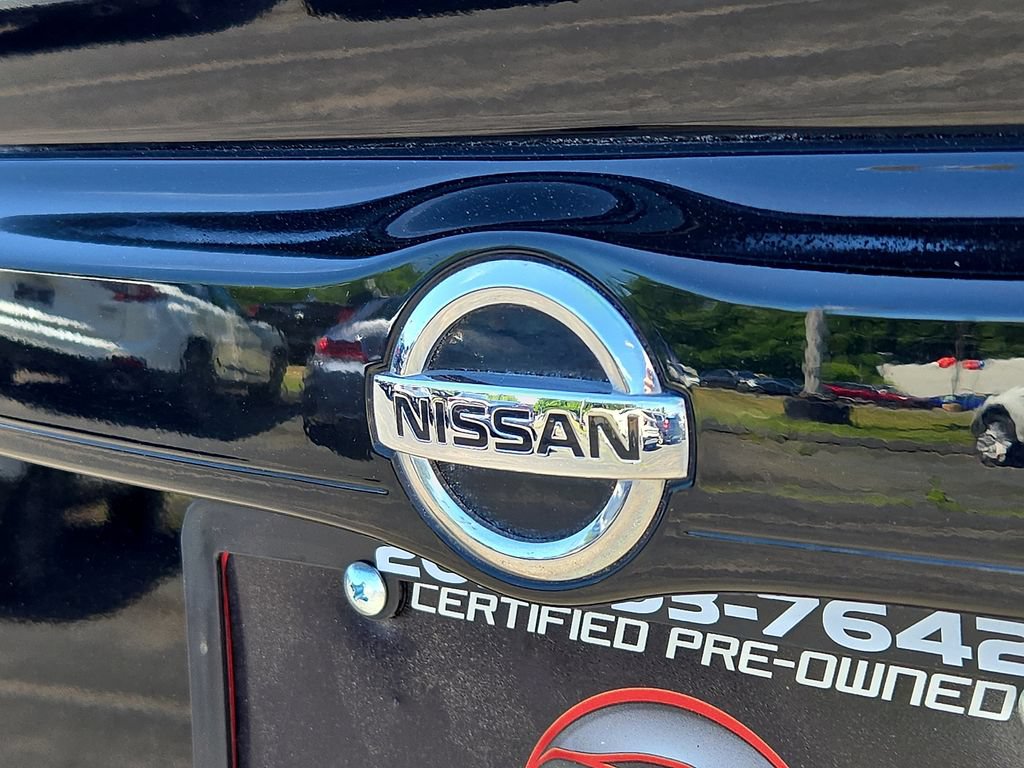 Used 2018 Nissan Versa SV FWD image 29