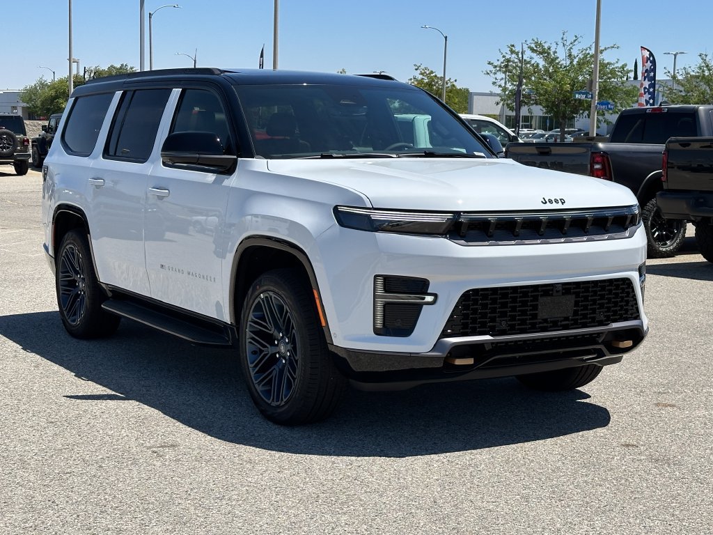 New 2026 Jeep Grand Wagoneer 4WD image 10