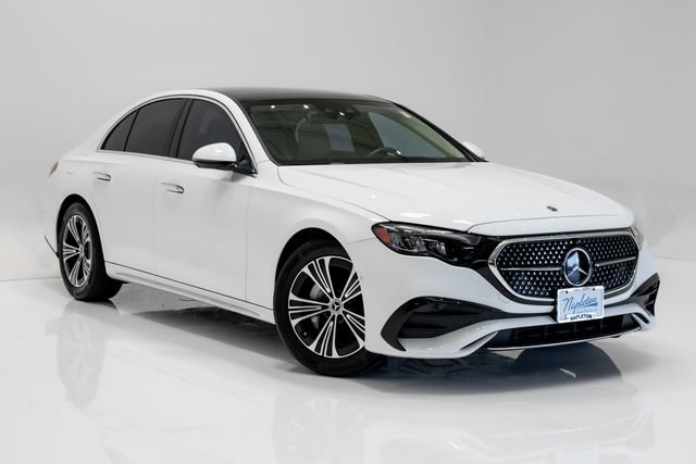 Used 2024 Mercedes-Benz E 350 4MATIC Sedan image 6