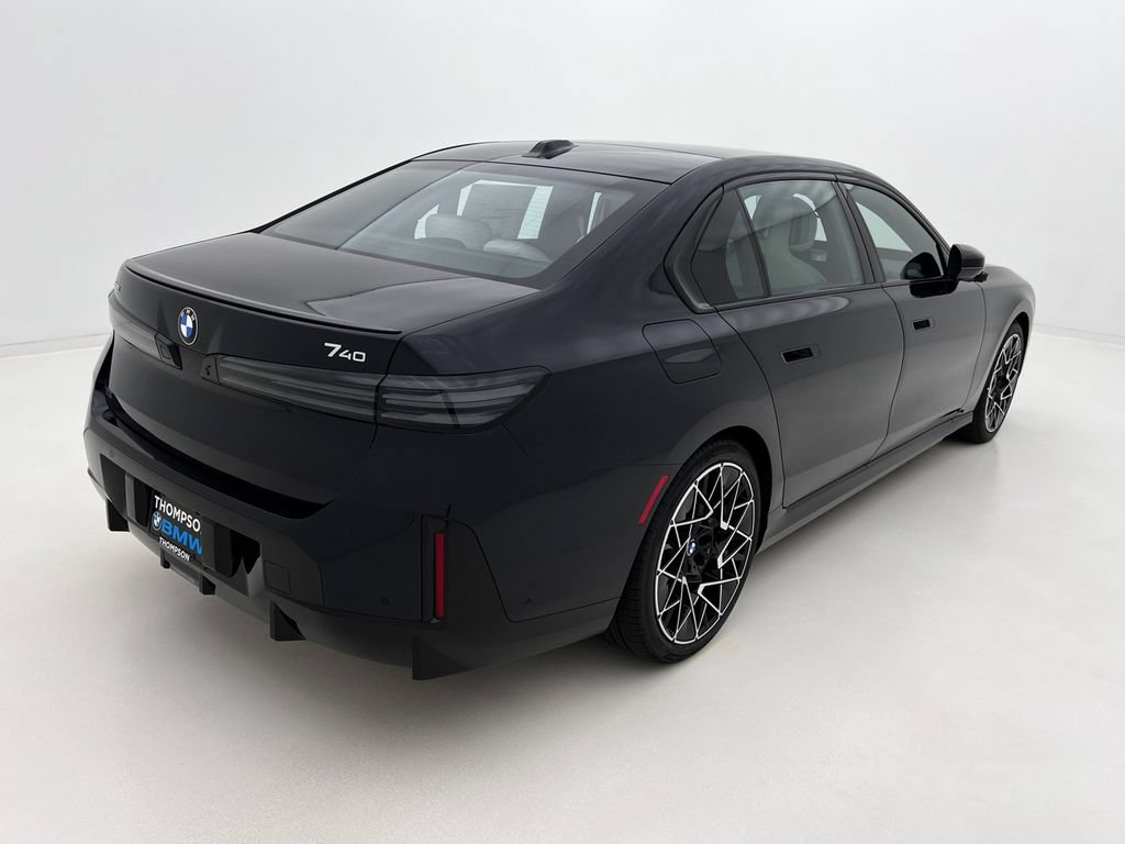 New 2027 BMW 740i xDrive w/ Executive Package AWD/4WD image 5