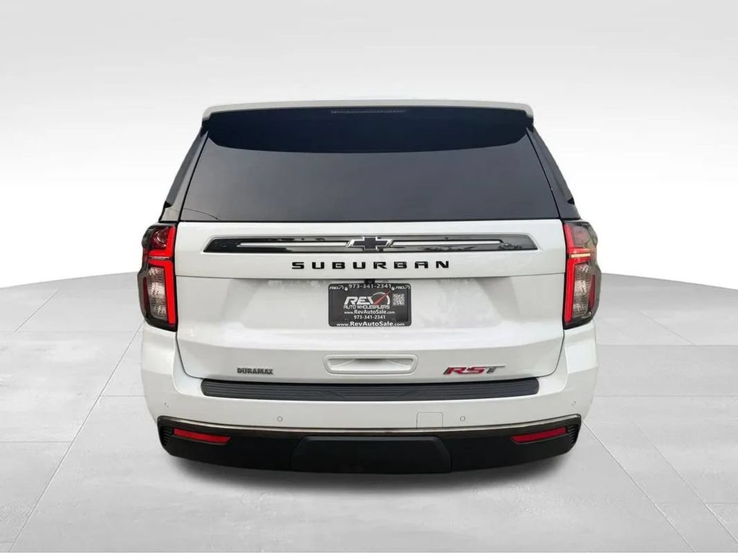 Used 2021 Chevrolet Suburban RST RWD image 5