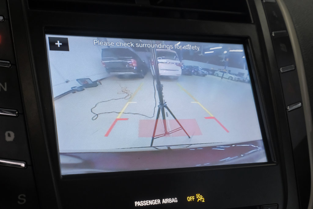 Used 2019 Lincoln MKC Select w/ Select Plus Package FWD image 28