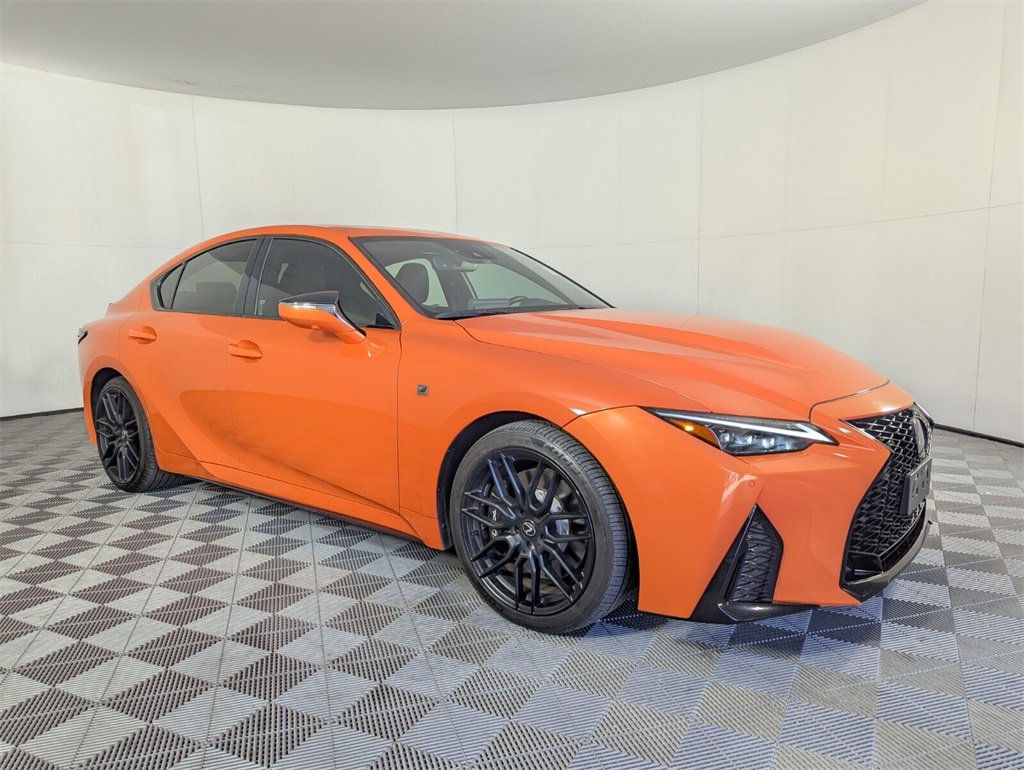 Used 2023 Lexus IS 500 image 2