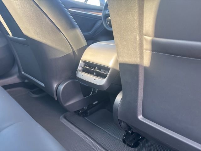 Used 2023 Tesla Model 3 Performance image 15