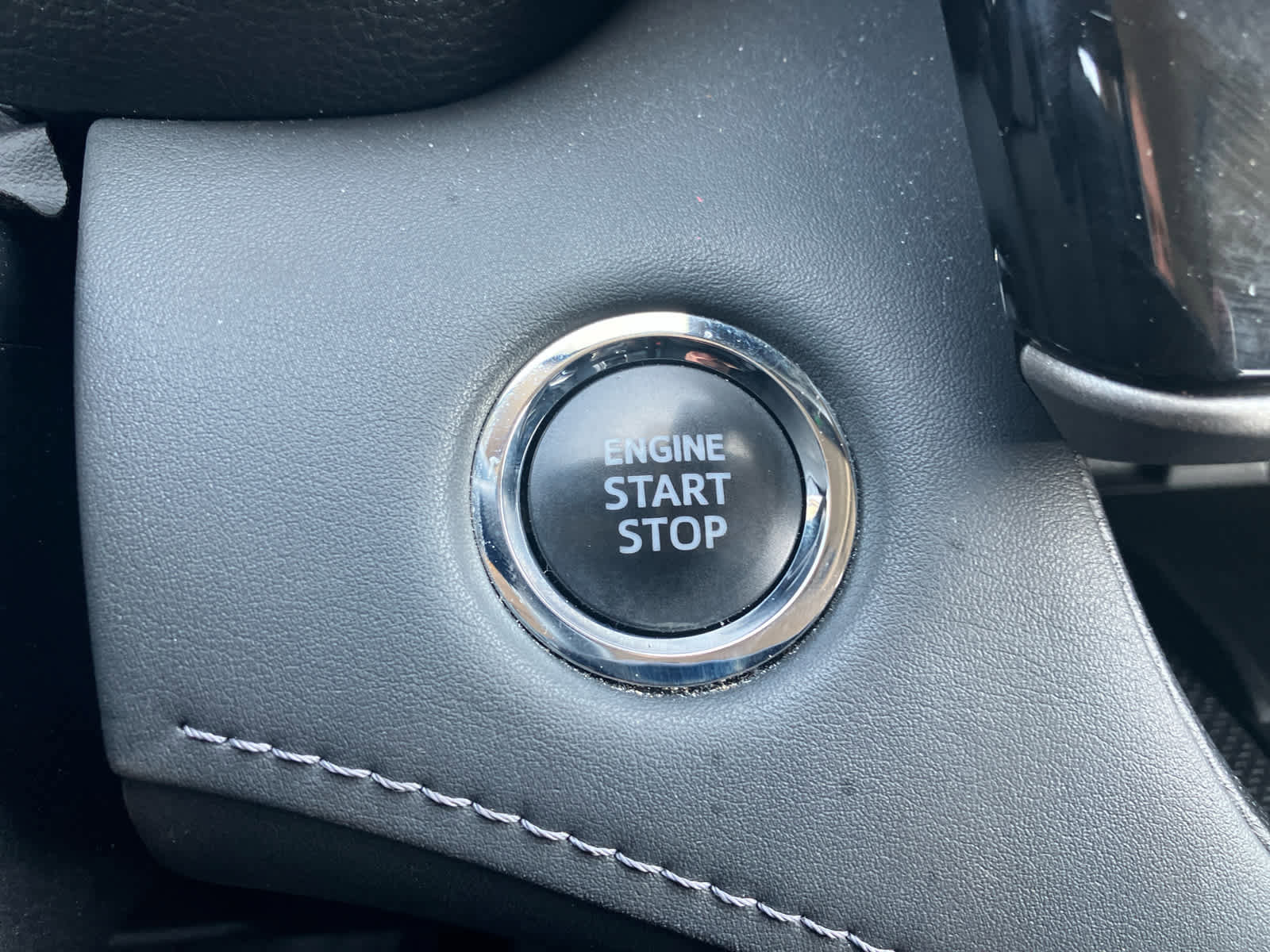 Used 2023 Toyota Highlander Limited image 27