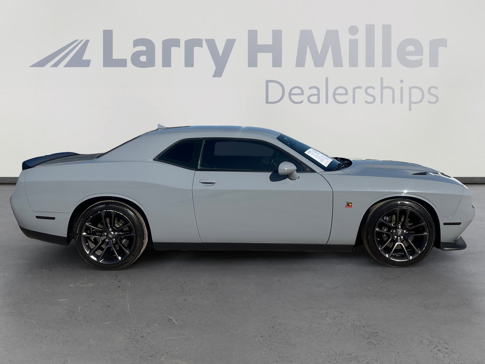 Used 2021 Dodge Challenger R/T Scat Pack w/ Driver Convenience Group image 6