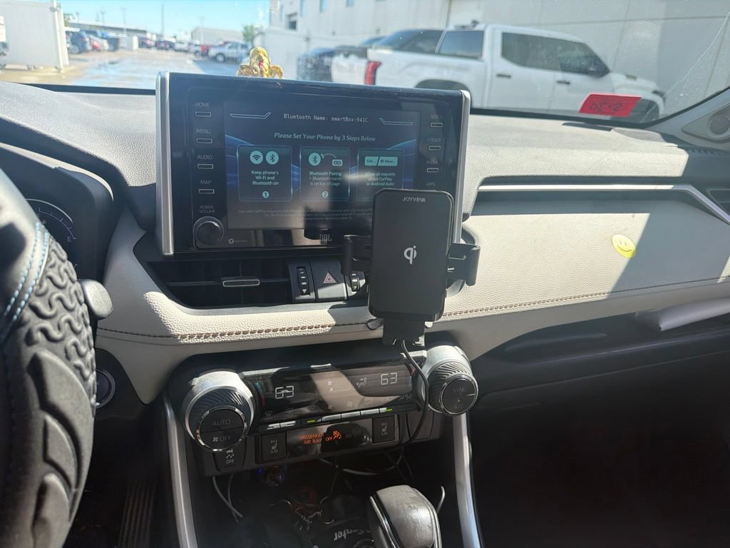 Used 2021 Toyota RAV4 Limited AWD/4WD image 13