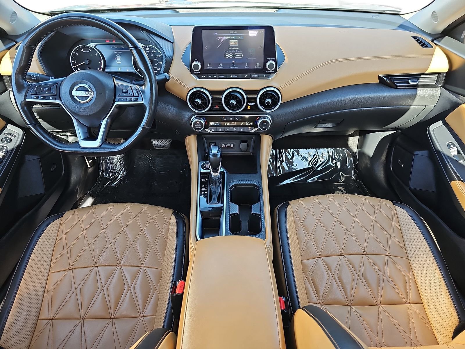 Used 2025 Nissan Sentra SV w/ SV Premium Package image 9