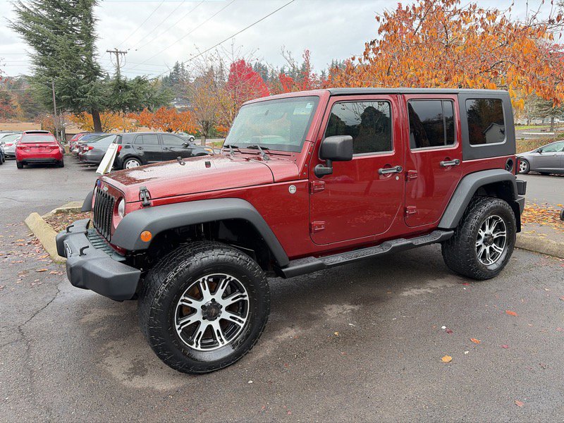 Used 2010 Jeep Wrangler Unlimited Sport image 4