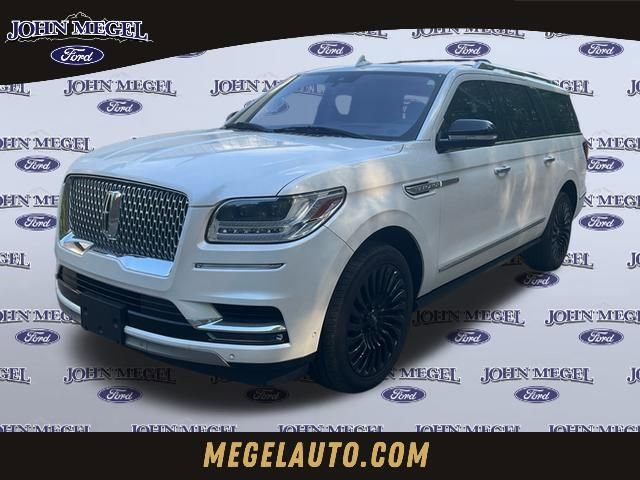 Used 2018 Lincoln Navigator L Reserve w/ Technology Package