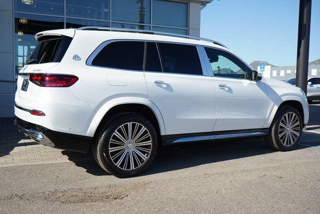 New 2026 Mercedes-Benz Maybach GLS 600 4MATIC image 9