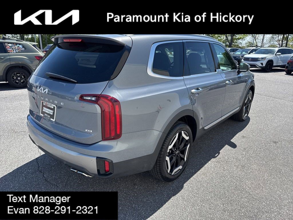 Used 2025 Kia Telluride S image 7