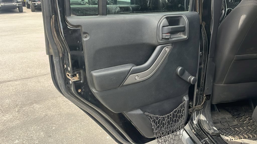 Used 2016 Jeep Wrangler Unlimited Sport AWD/4WD image 16