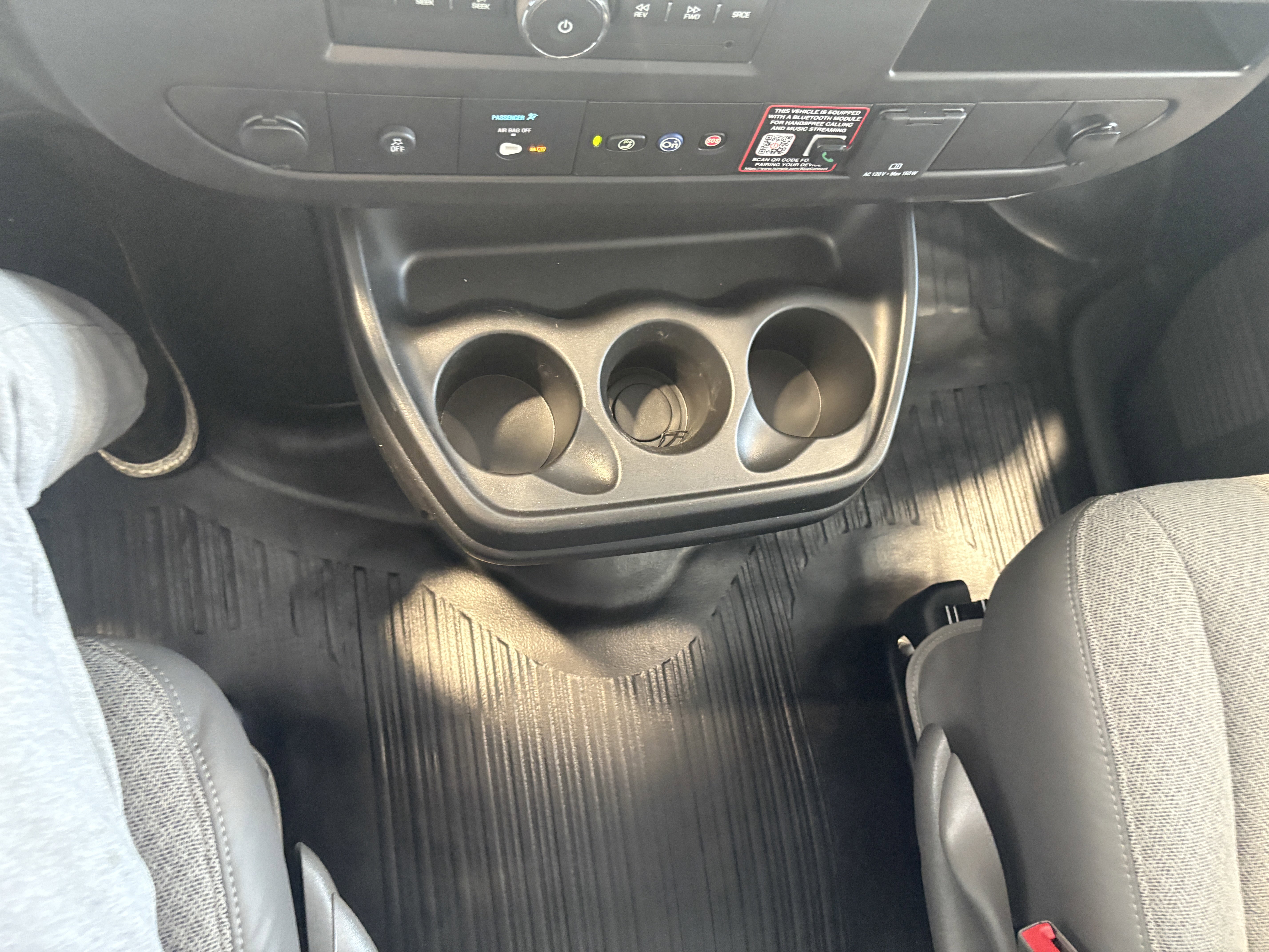 New 2025 Chevrolet Express 3500 Extended w/ Driver Convenience Package image 16