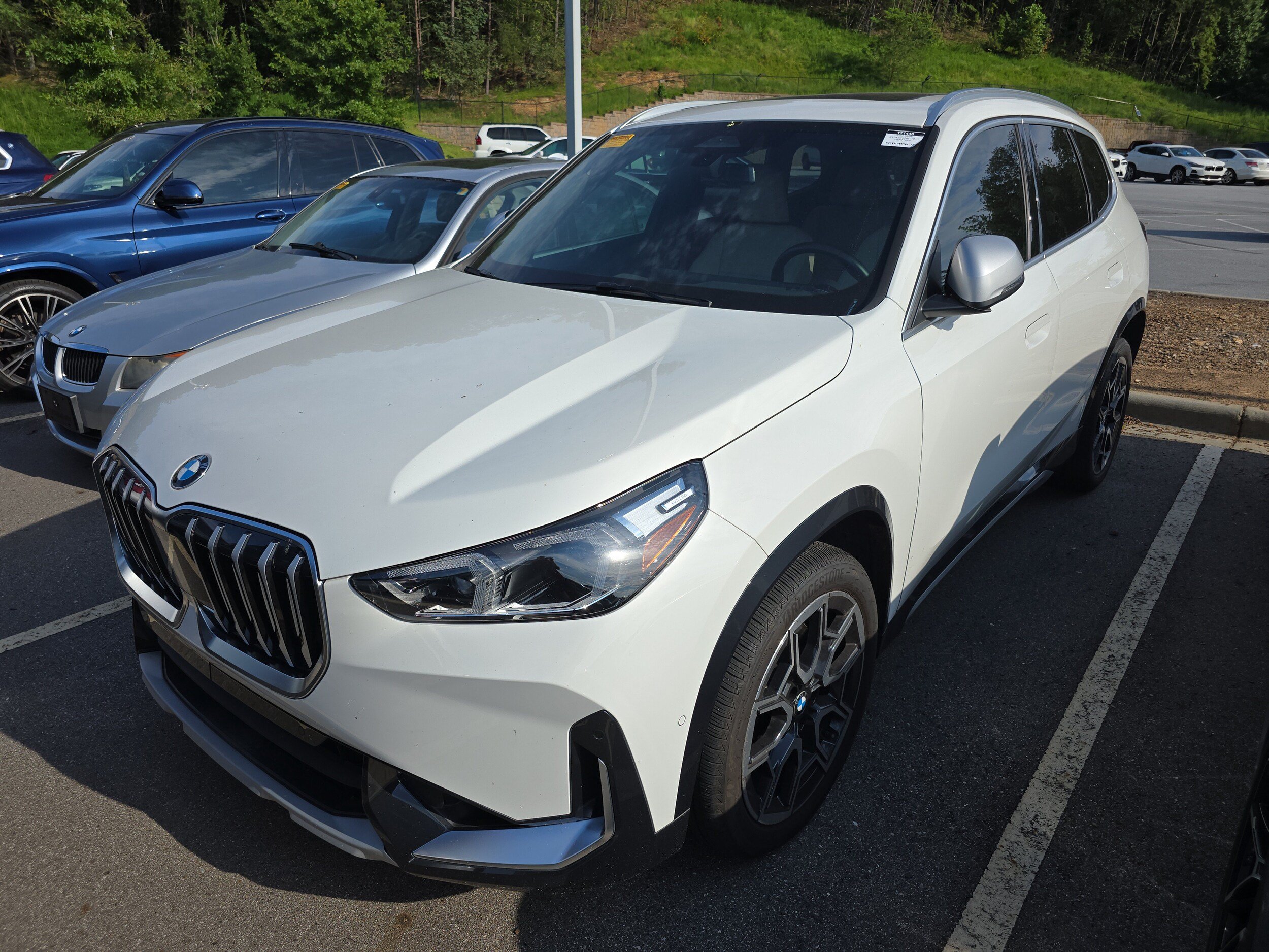 Used 2023 BMW X1 xDrive28i w/ Convenience Package AWD/4WD image 4