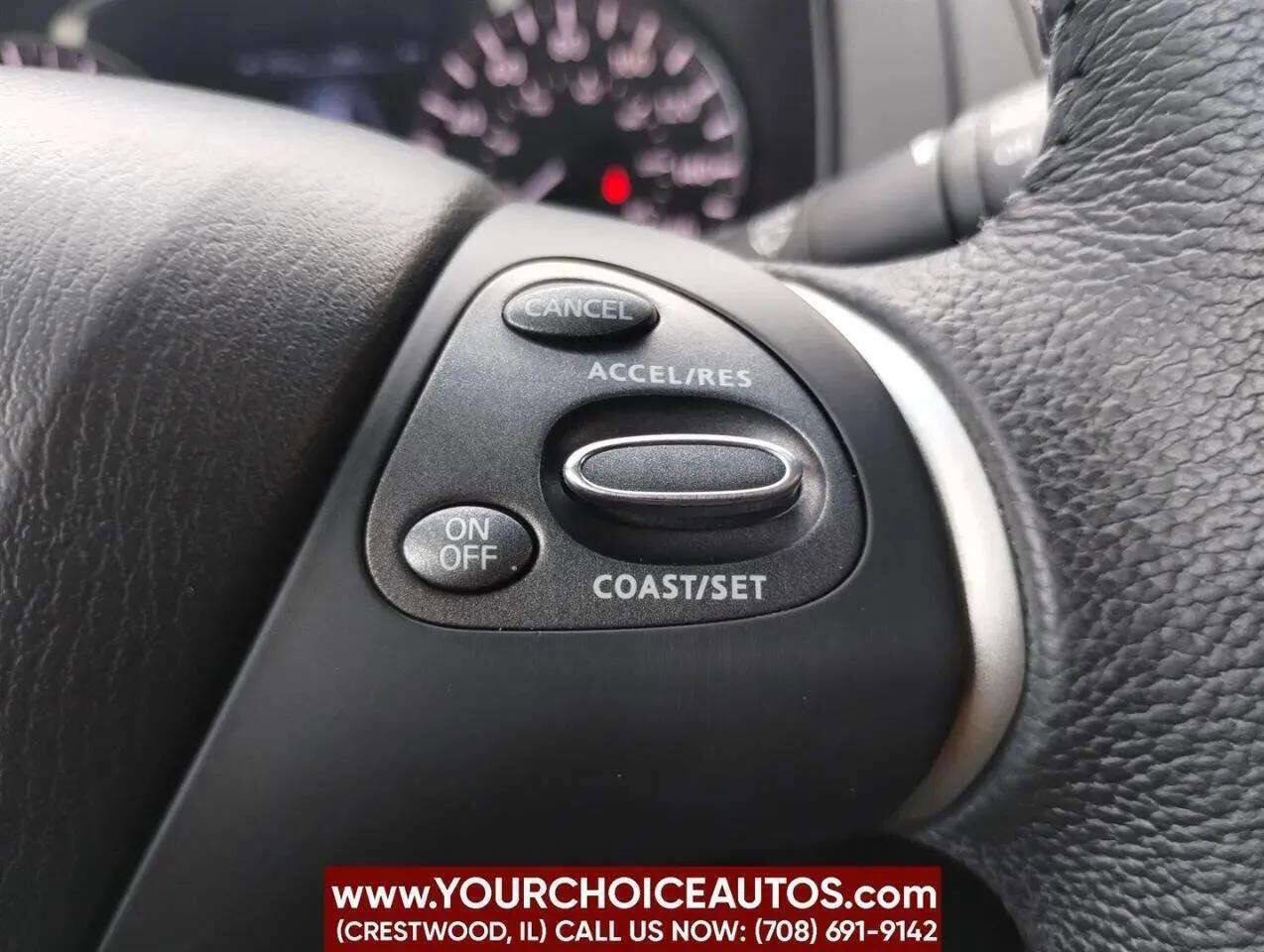 Used 2013 Nissan Pathfinder SL image 28