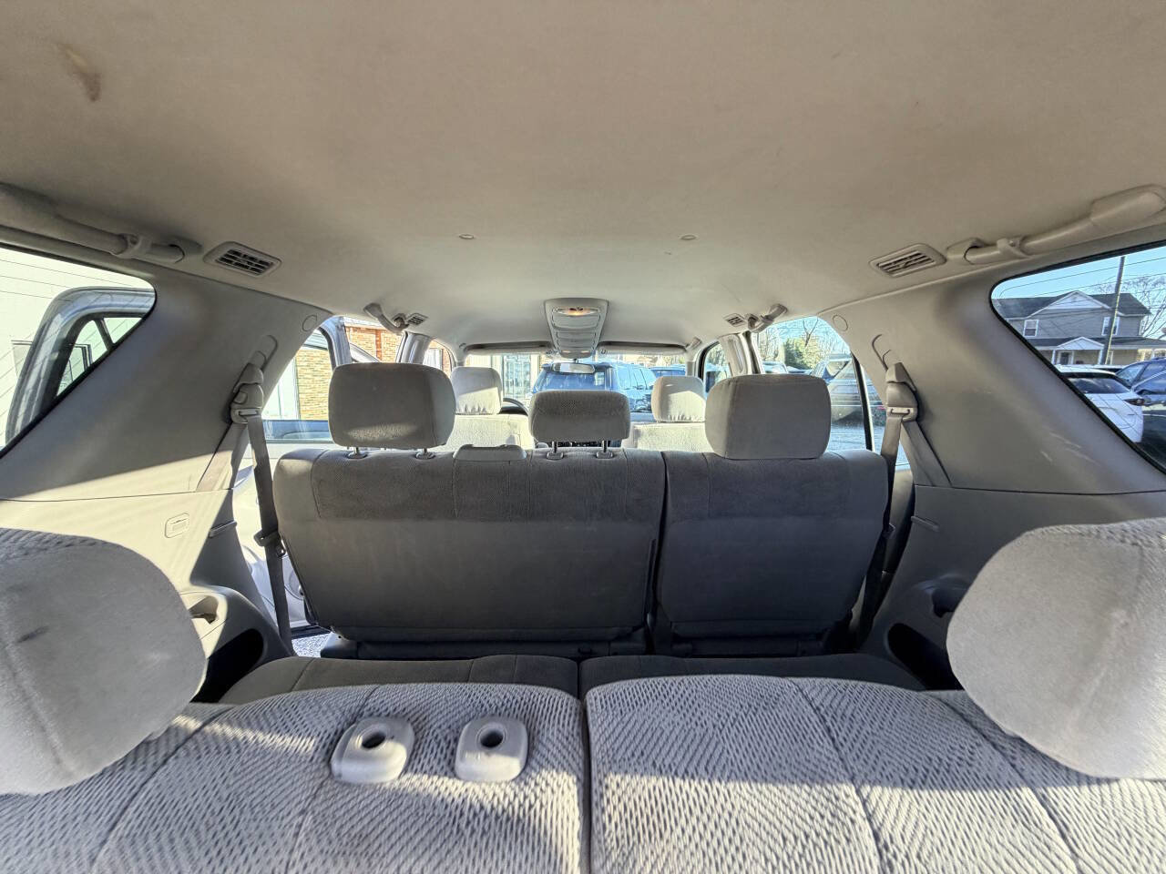 Used 2005 Toyota Sequoia SR5 image 31