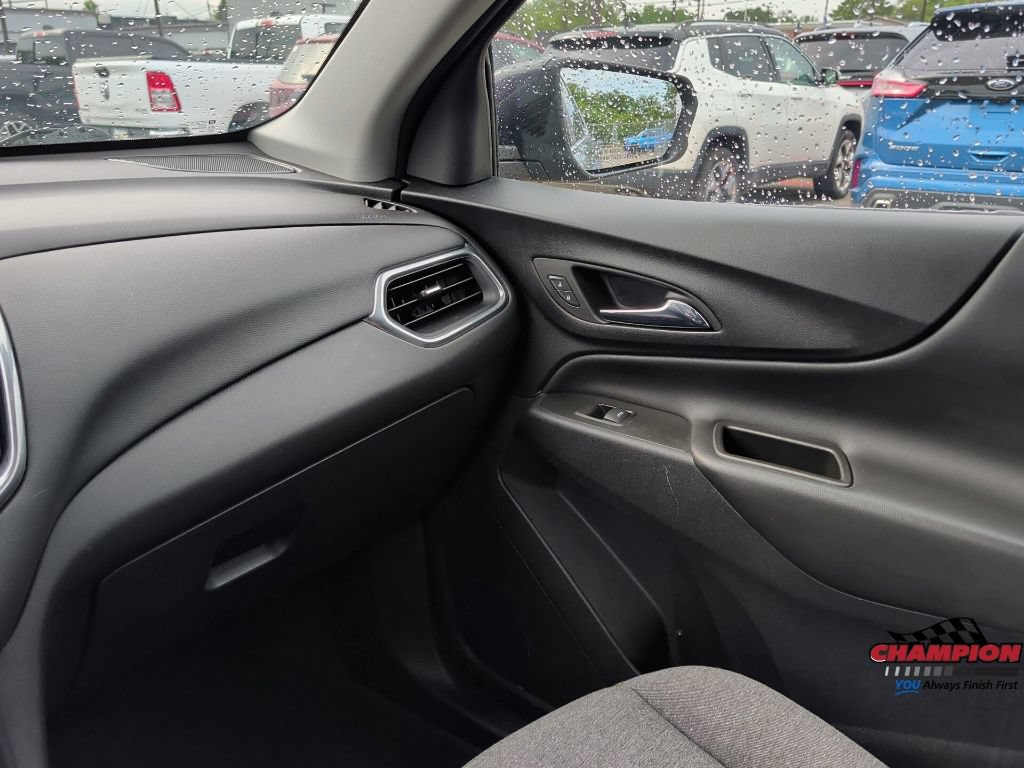 Used 2023 Chevrolet Equinox LT AWD/4WD image 20