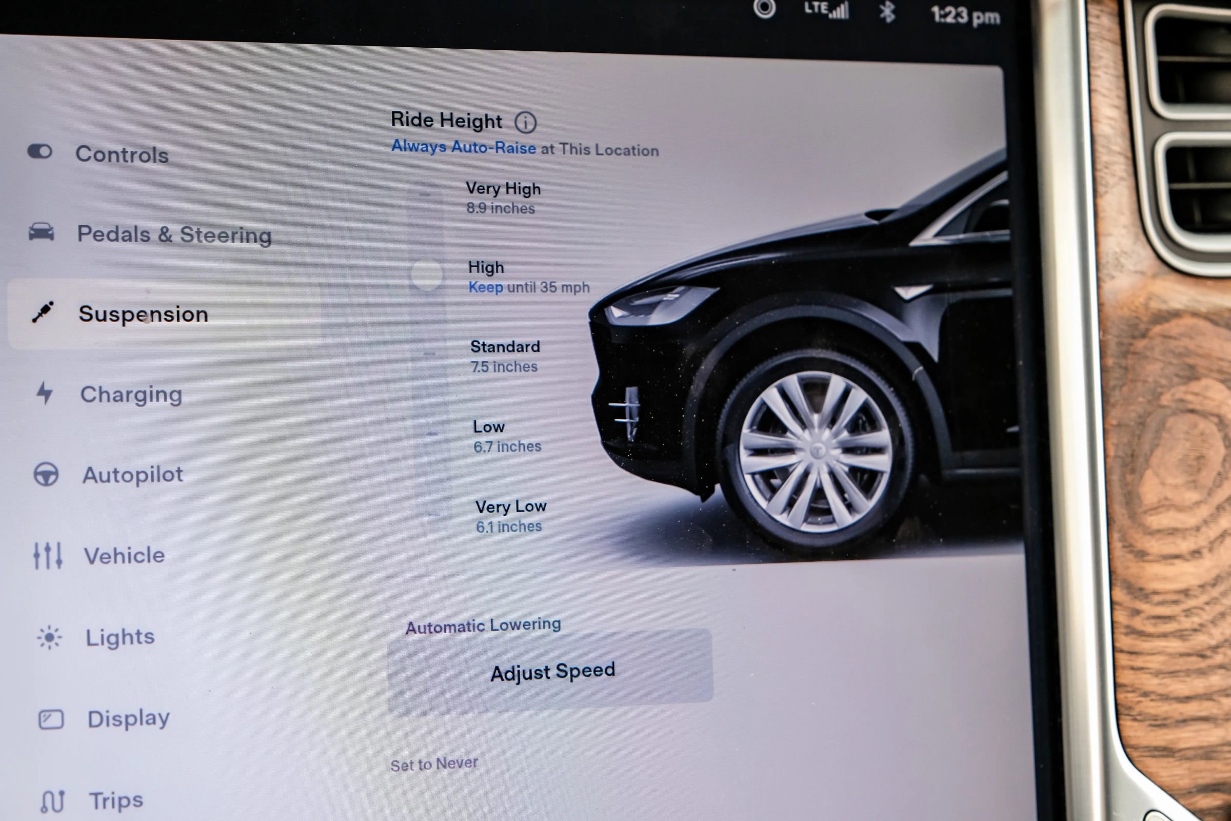 Used 2017 Tesla Model X 90D image 33