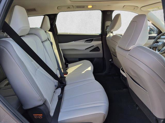 Certified 2026 INFINITI QX60 Pure w/ Cargo Package AWD/4WD image 22