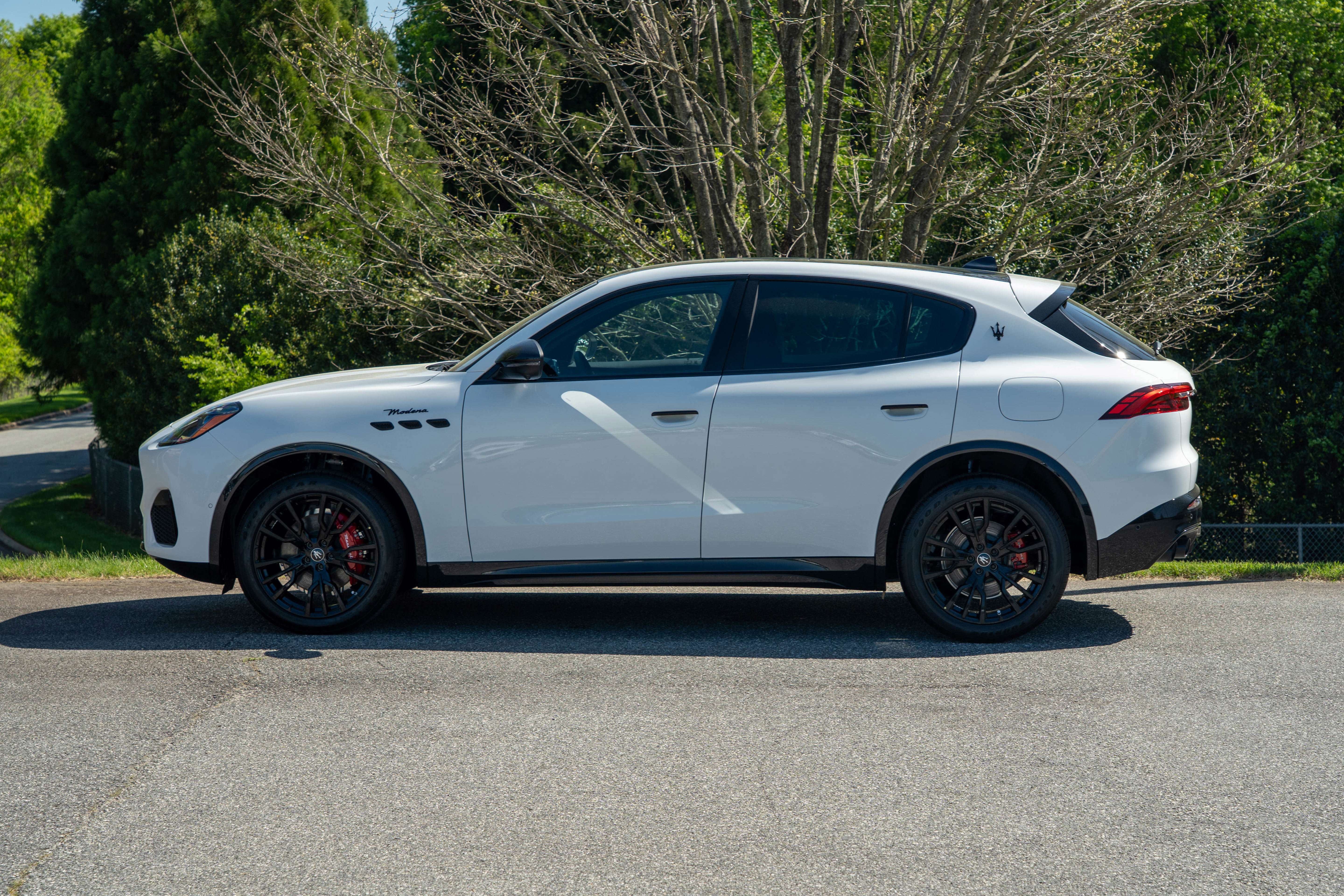 New 2025 Maserati Grecale Modena image 3