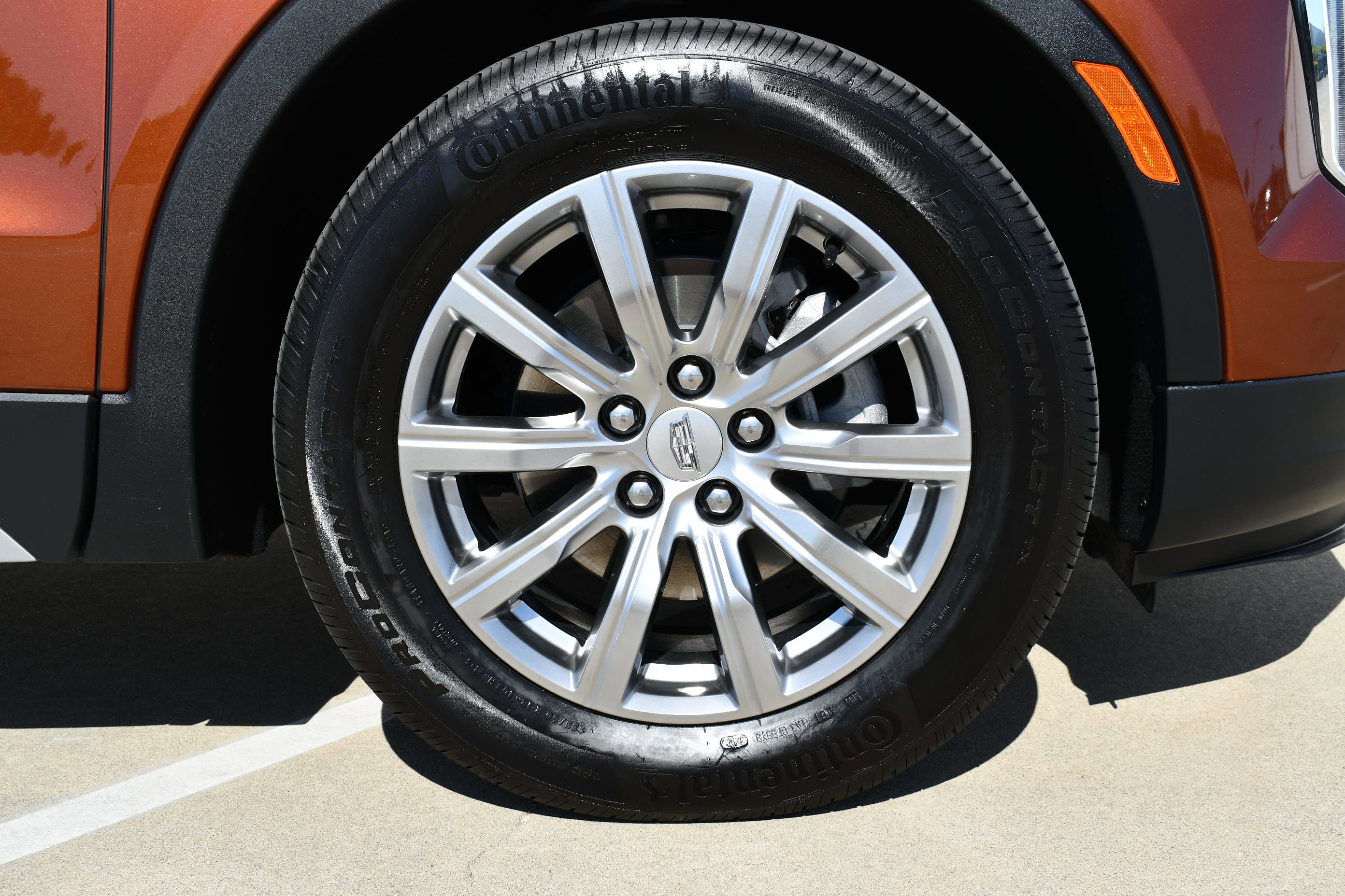 Used 2021 Cadillac XT4 Premium Luxury image 10