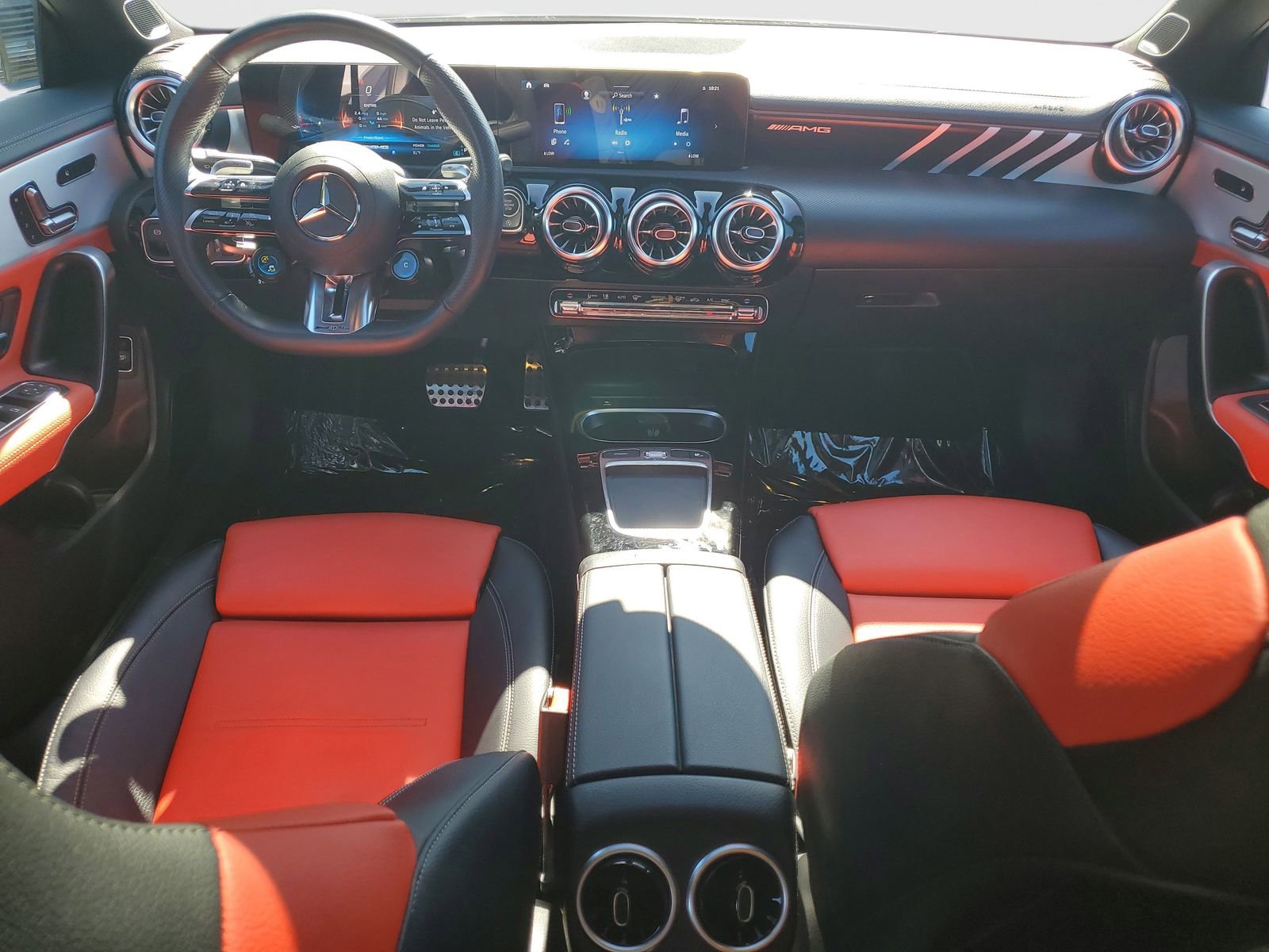 Used 2025 Mercedes-Benz CLA 35 AMG 4MATIC image 10