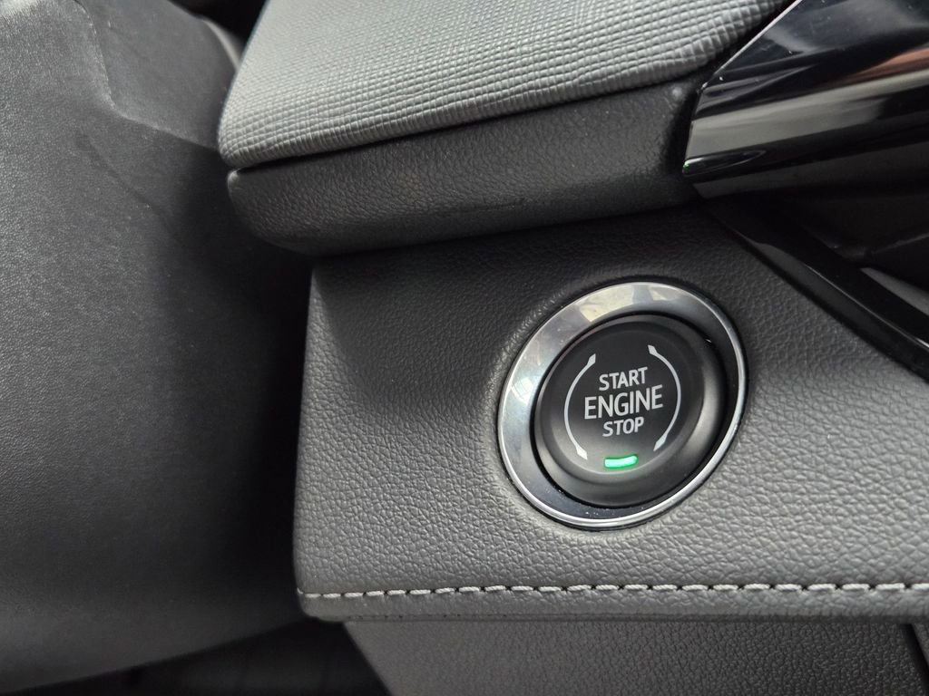 Used 2025 Buick Enclave Preferred image 24