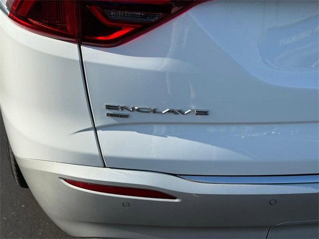 Used 2024 Buick Enclave Premium image 5