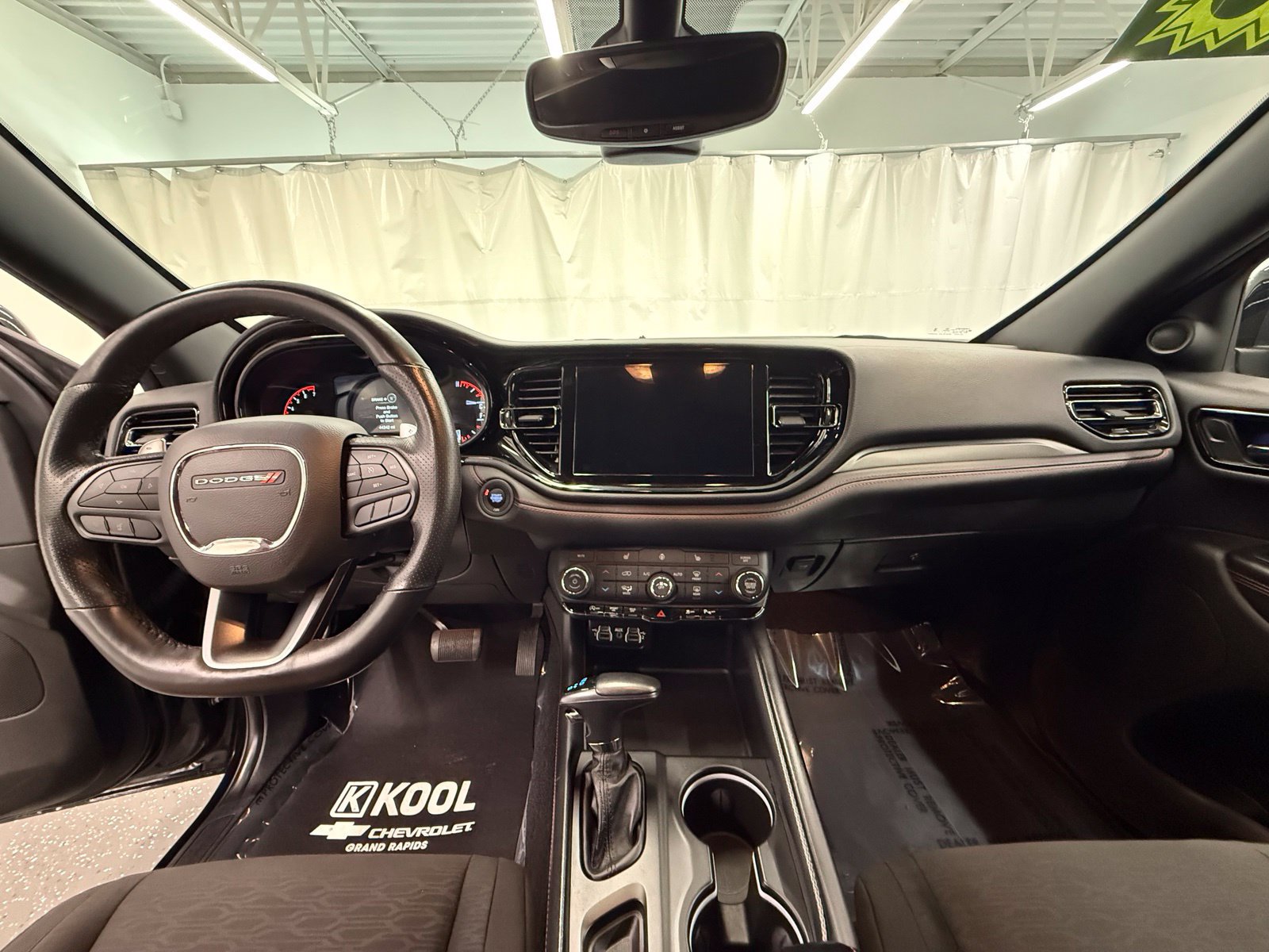 Used 2025 Dodge Durango GT AWD/4WD image 17