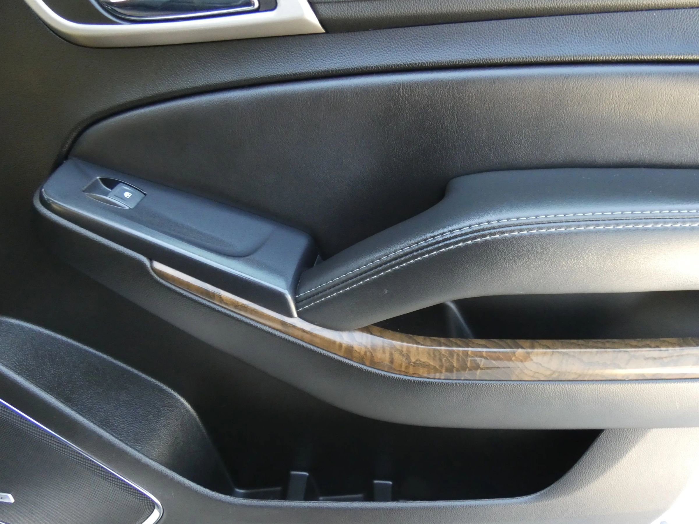 Used 2018 GMC Yukon Denali w/ Denali Ultimate Package image 39