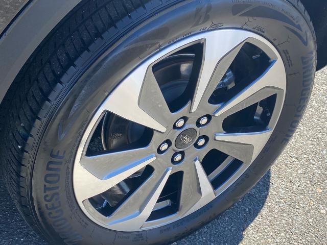 Certified 2023 Ford Escape Platinum w/ Premium Technology Package image 22