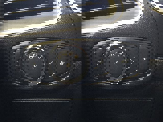 Used 2015 Ford Edge SEL w/ Equipment Group 201A image 23