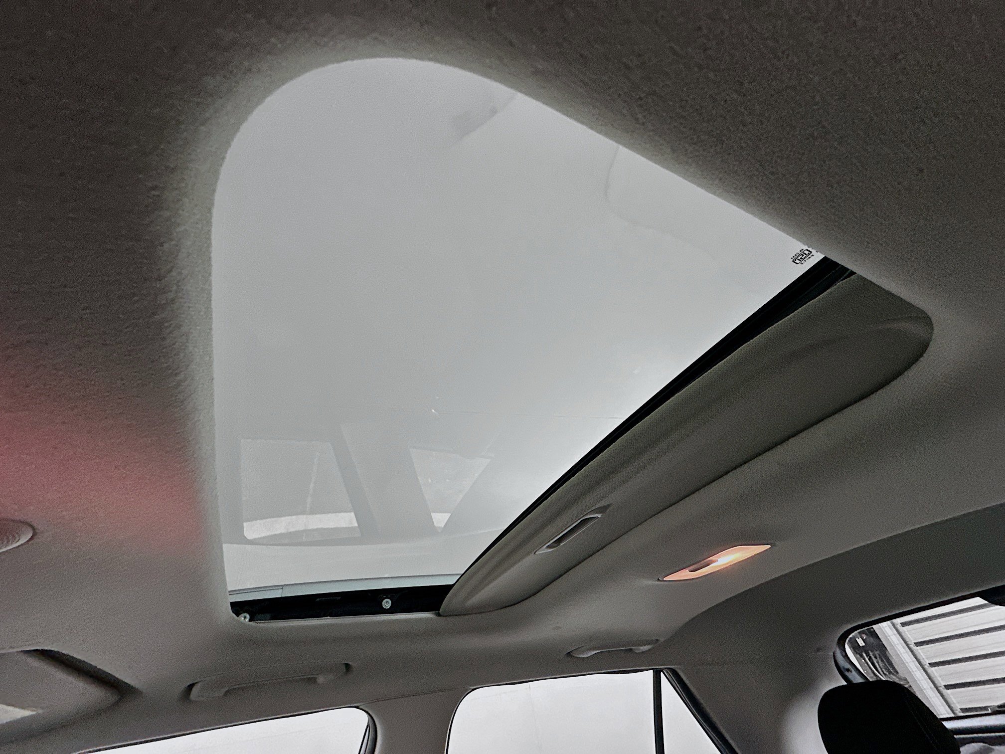 Used 2024 Hyundai Venue SEL image 33