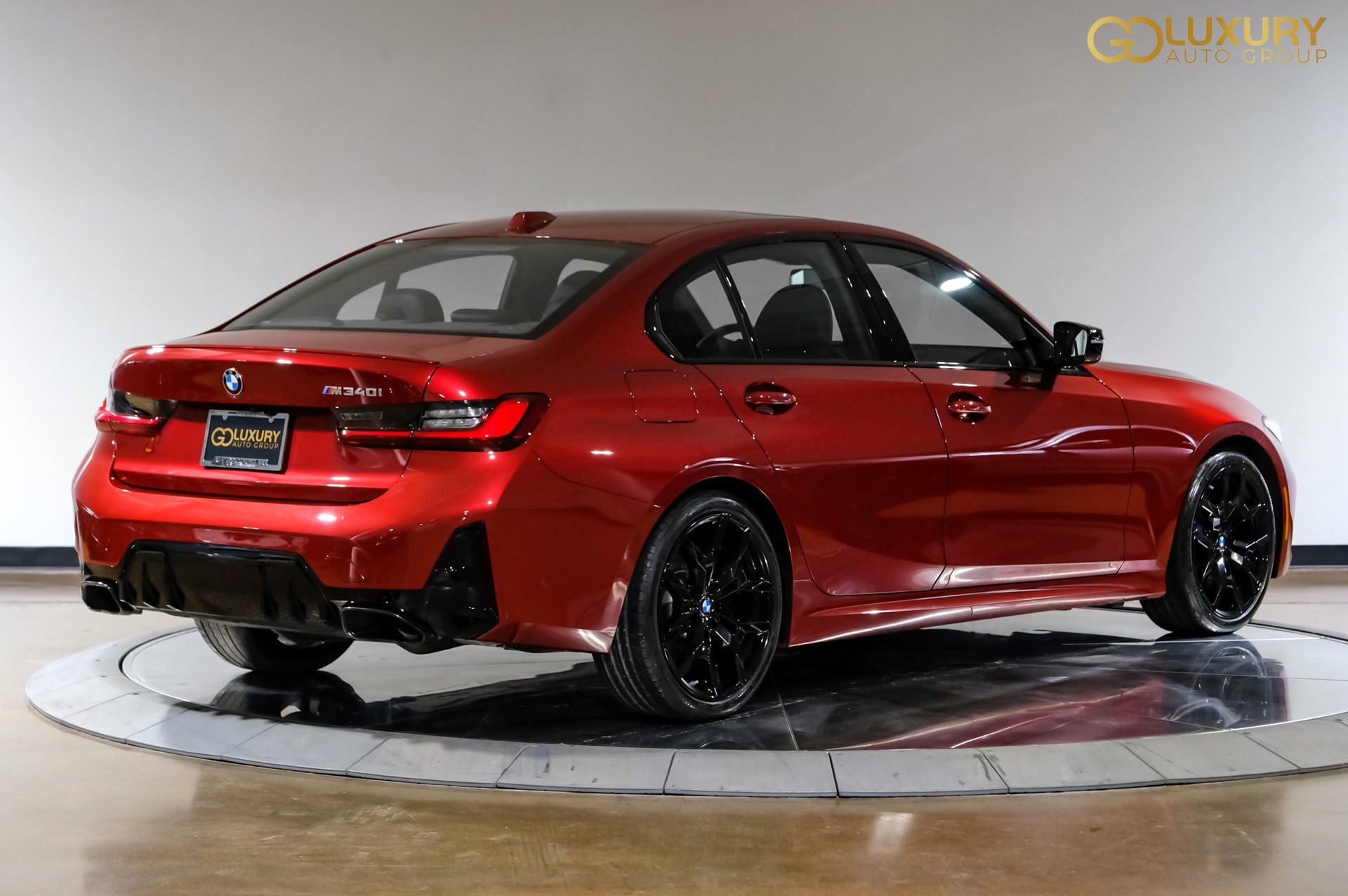 Used 2025 BMW M340i image 10